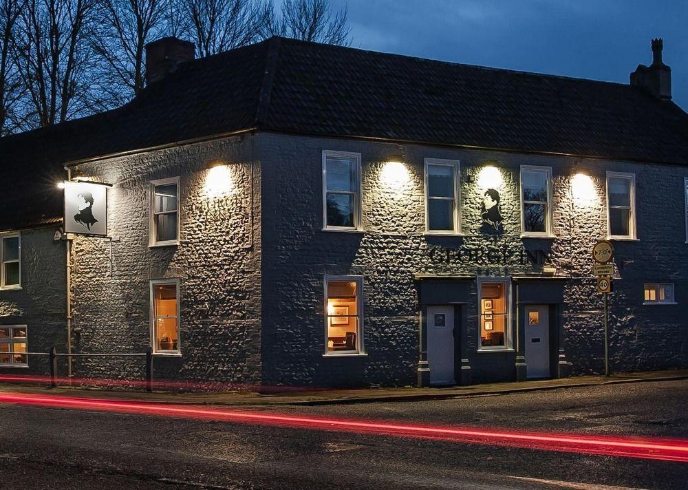The George Inn Warminster Exteriör bild